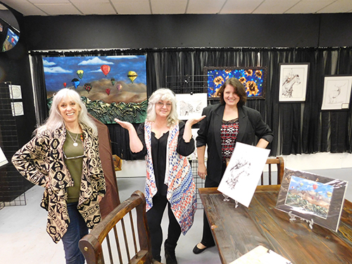 Amazing Artists! Lisa Bower, Robin Cox, Angela Stout